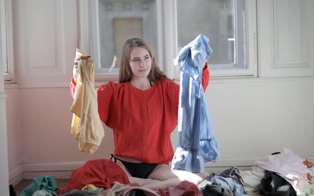 Preparing Your Wardrobe For Moving – Smart Hacks